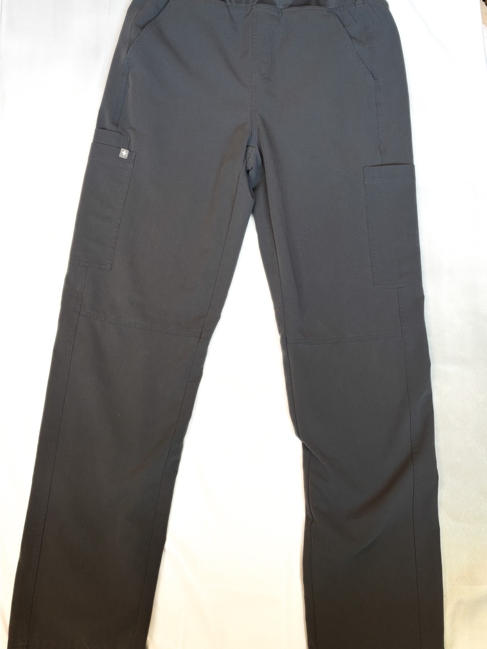 Figs Grey Straight Leg Cargo Scrub Pants with Utility Pockets
